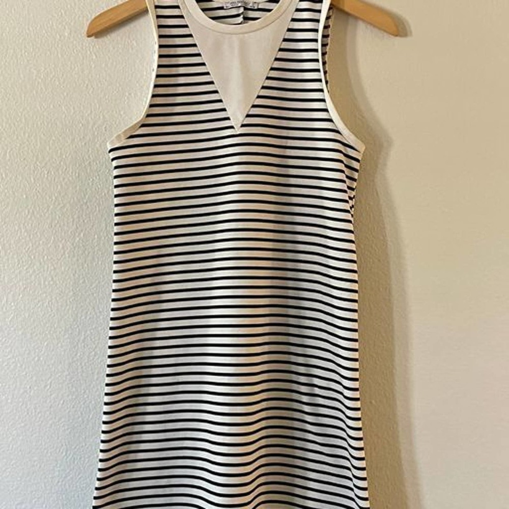 Zara Trafaluc Size Small Womens Black White Striped Sleeveless Pullover Shirt
